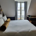 Les Jardins Du Luxembourg Hotel 4*