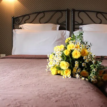 Les Jardins Du Luxembourg Hotel Paris