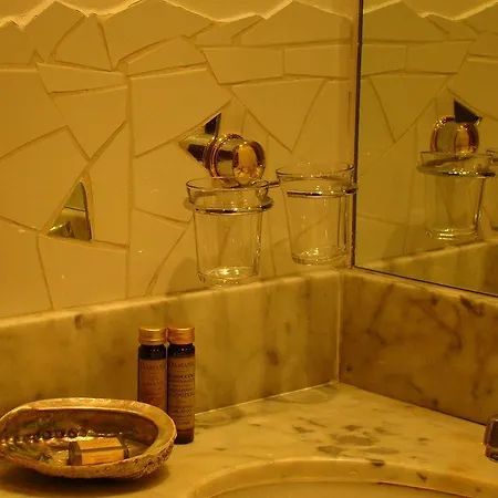 Hotell Les Jardins Du Luxembourg Paris