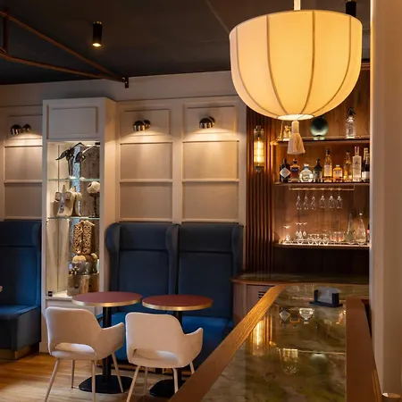 Hotell Les Jardins Du Luxembourg Paris