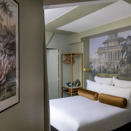 Les Jardins Du Luxembourg מלון 4*