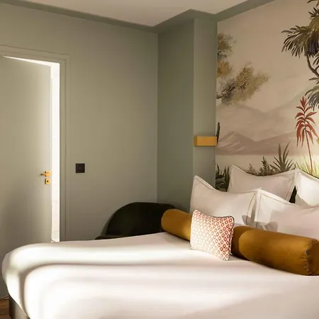 Hotel Les Jardins Du Luxembourg 4*