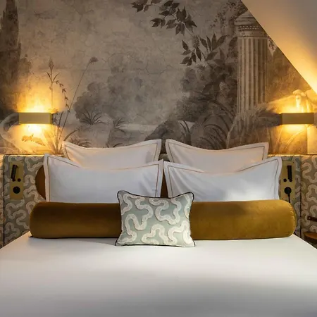 Les Jardins Du Luxembourg 4*