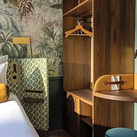 Otel Les Jardins Du Luxembourg 4*