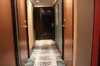 Hotel Les Jardins Du Luxembourg 4*