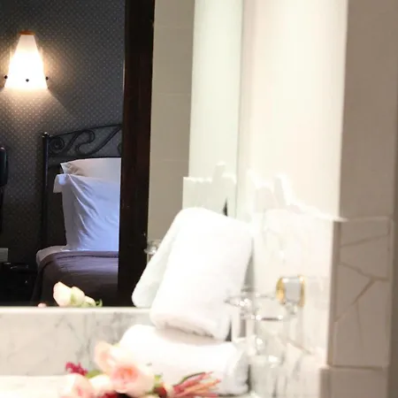 Hotell Les Jardins Du Luxembourg