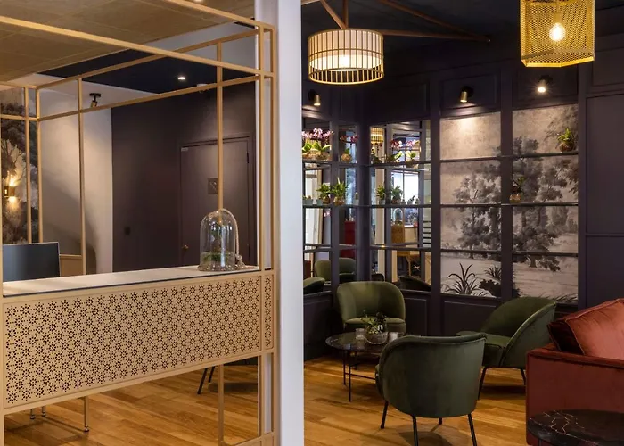 Hotel Les Jardins Du Luxembourg 4*