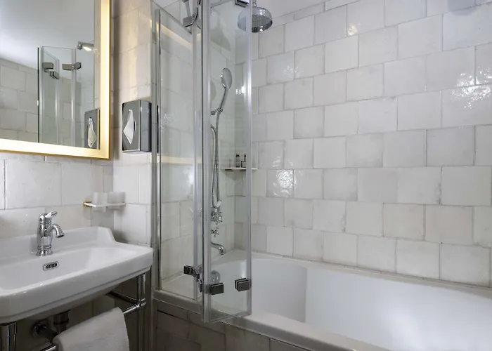 Les Jardins Du Luxembourg Hotel