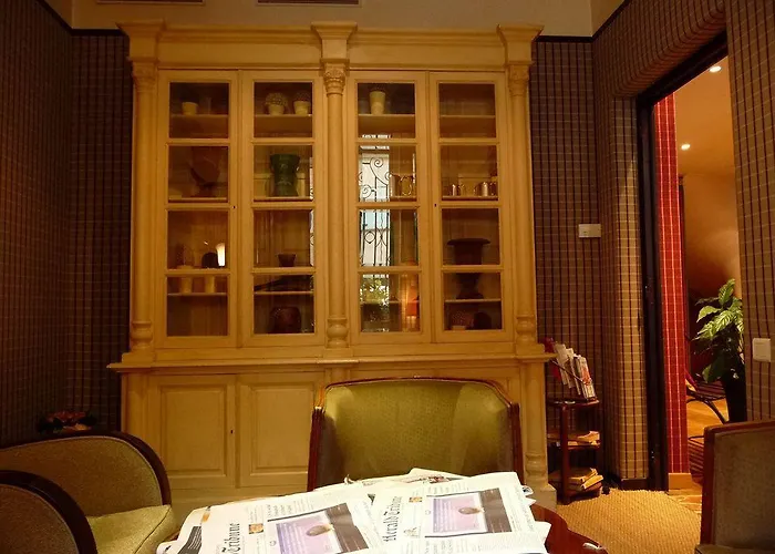 Les Jardins Du Luxembourg Hotel 4*