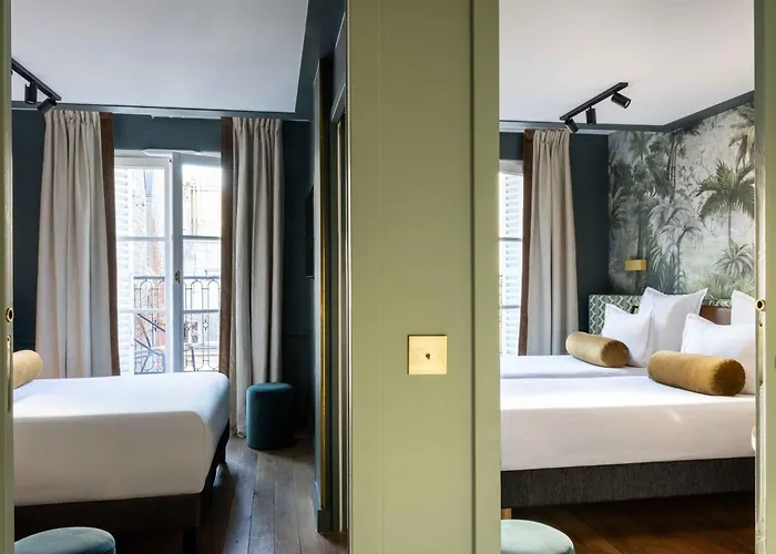 Les Jardins Du Luxembourg Hotel 4*