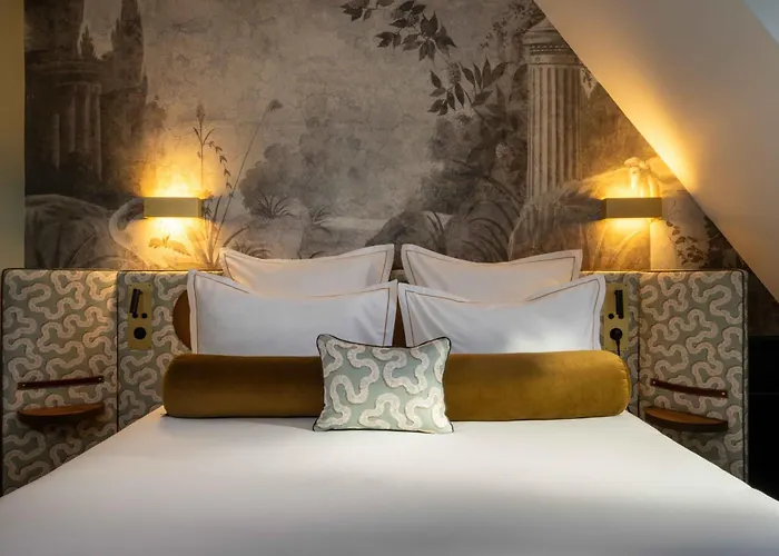 Les Jardins Du Luxembourg 4*