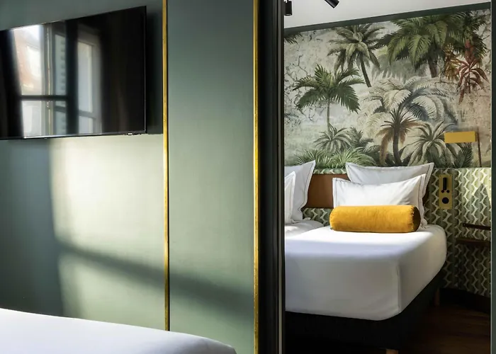 Hotel Les Jardins Du Luxembourg 4*