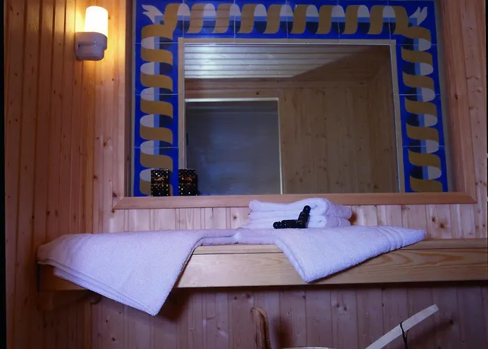 Les Jardins Du Luxembourg Hotel