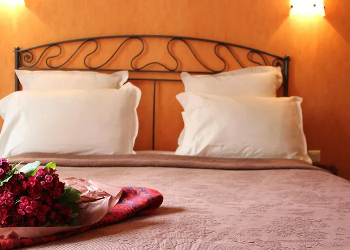 Hotel Les Jardins Du Luxembourg 4*