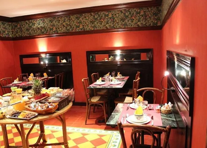 Les Jardins Du Luxembourg Hotel